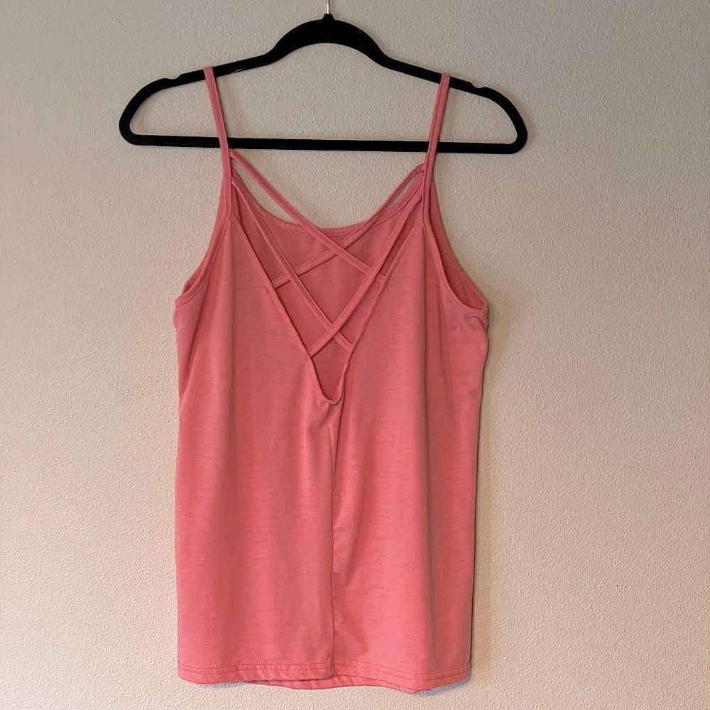 Pink (muted) Women’s X-Cross-Open Back Tank Top. Size XL (fits more like Large).